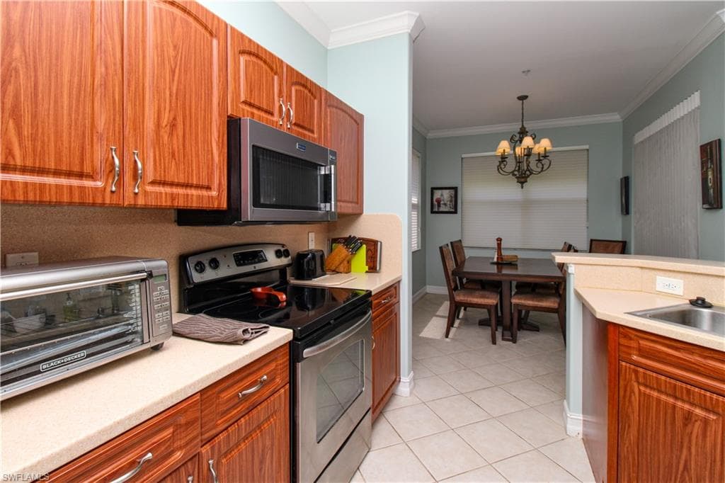 817 Carrick Bend CIR 101-33