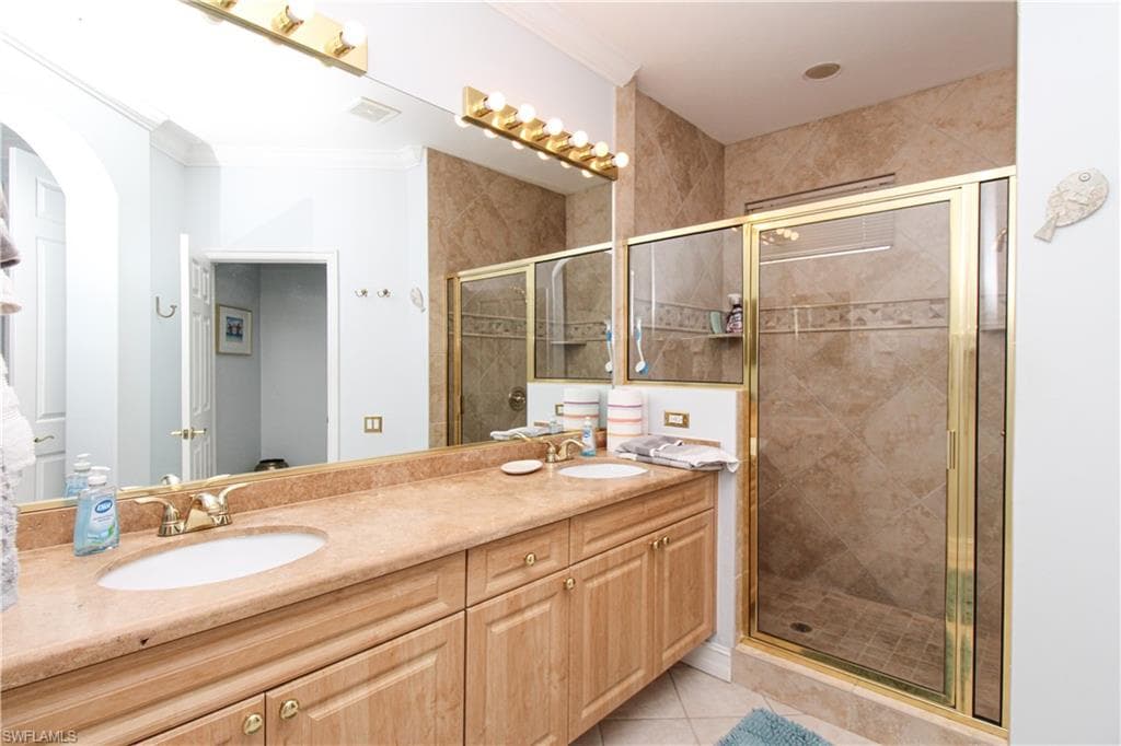 817 Carrick Bend CIR 101-40