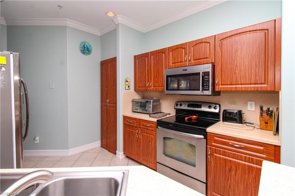 817 Carrick Bend CIR 101-31