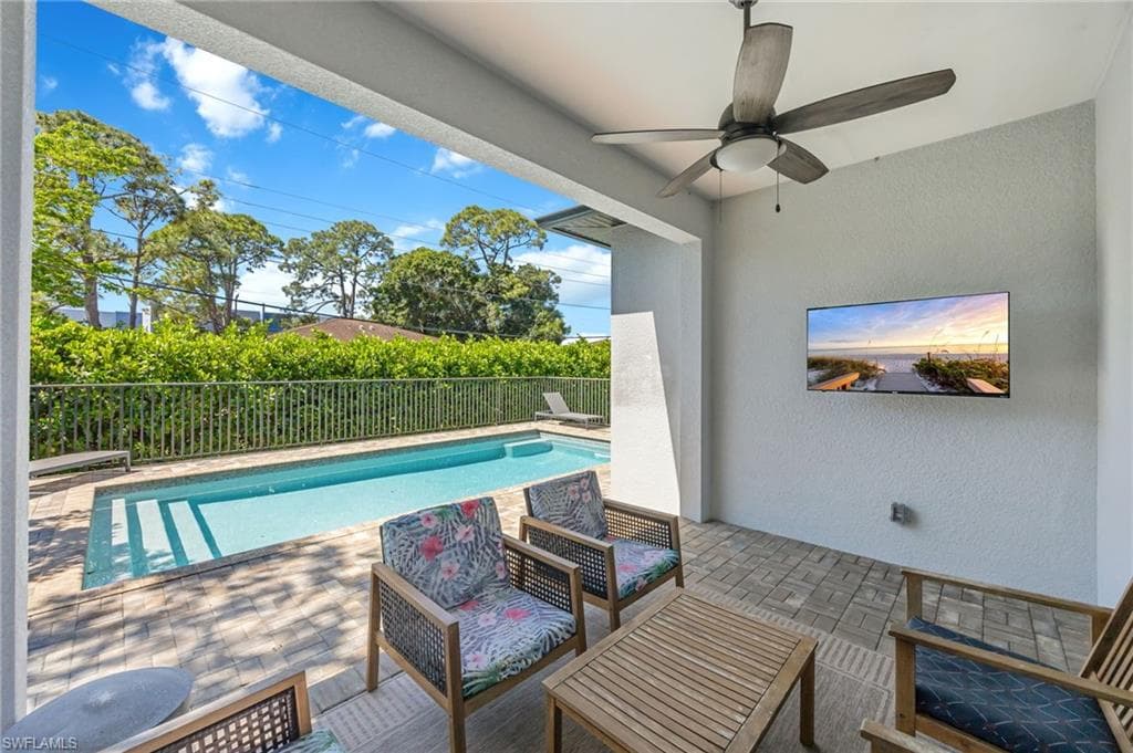 3552 Hibiscus AVE-22