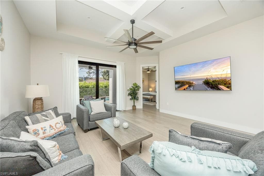 3552 Hibiscus AVE-3