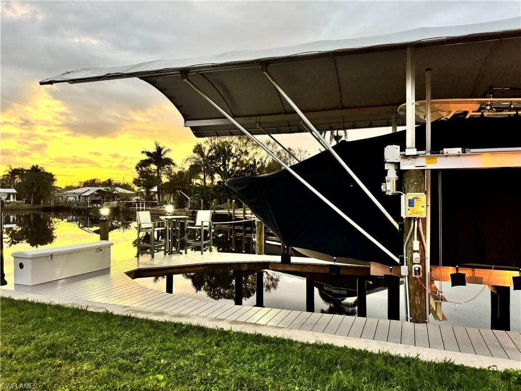 326 SHORE DR-19