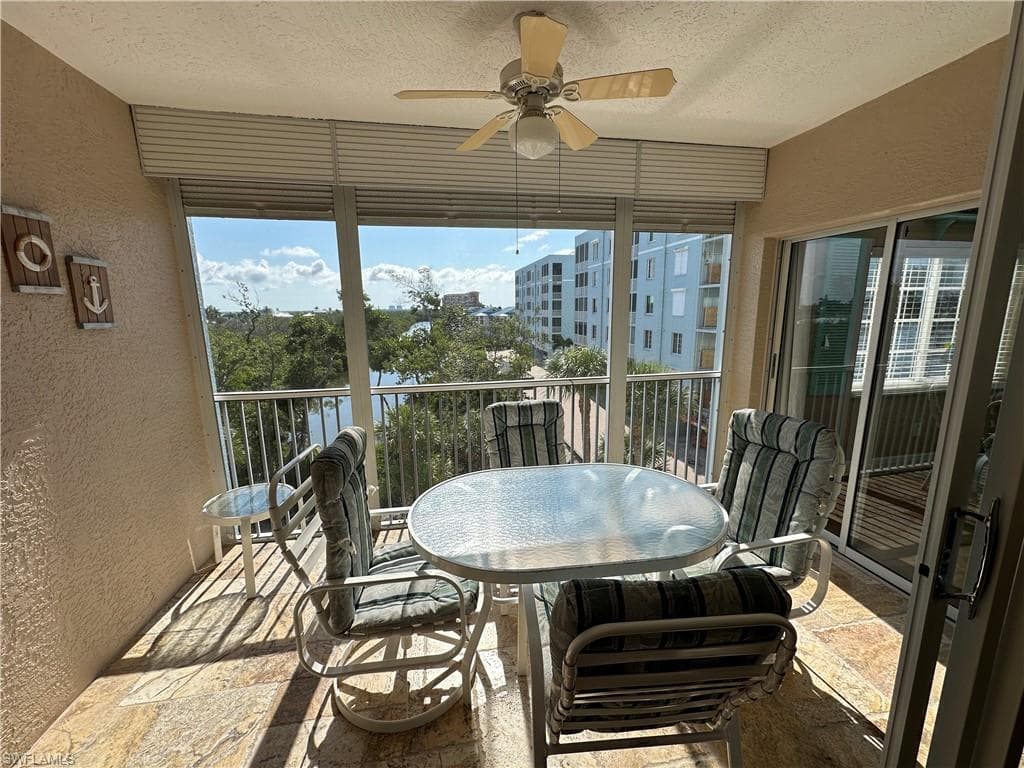 22748 Island Pines WAY 302-6