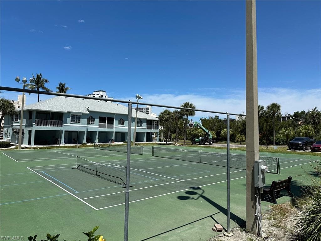 22748 Island Pines WAY 302-25