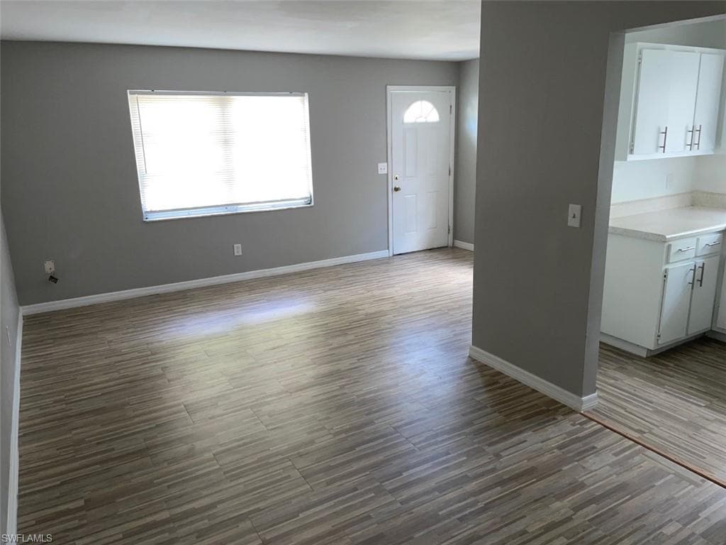 2243 Euclid AVE-12