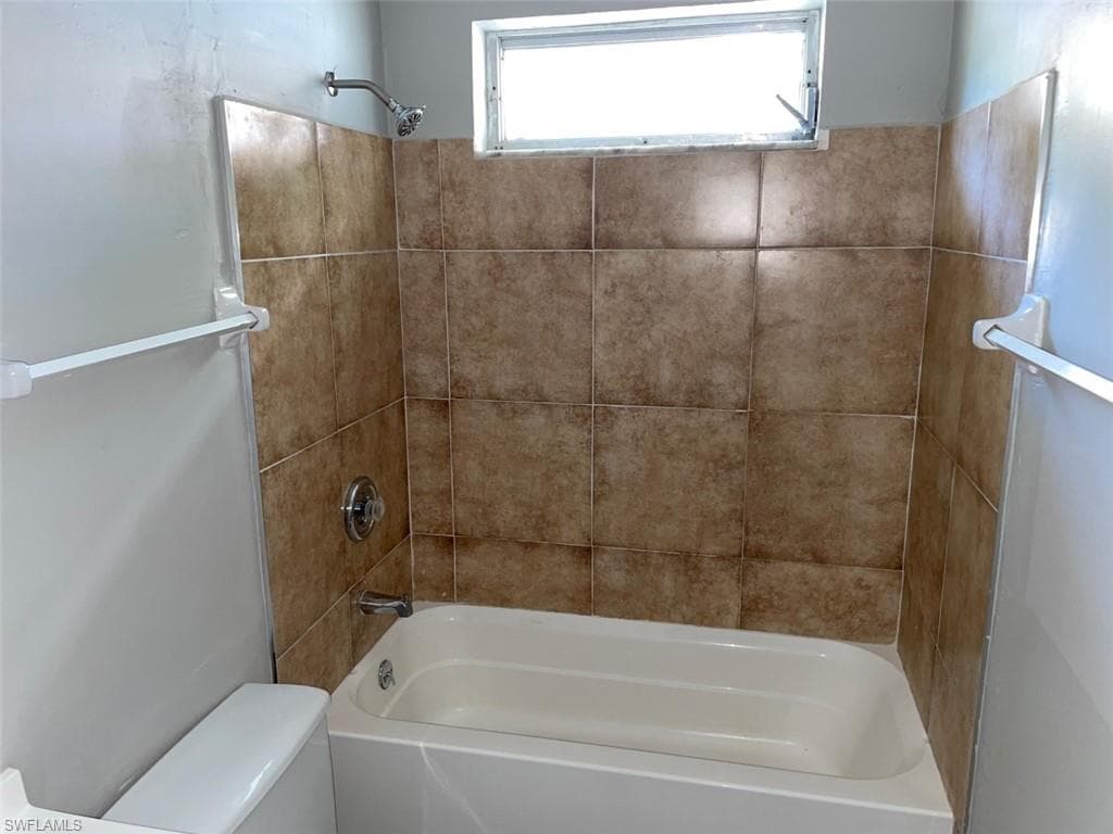 2243 Euclid AVE-7