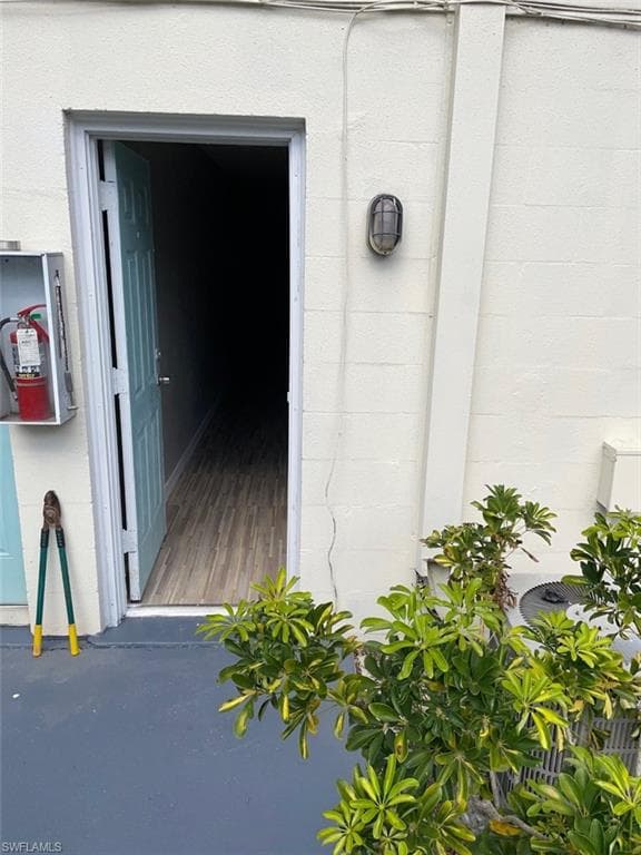 2243 Euclid AVE-14