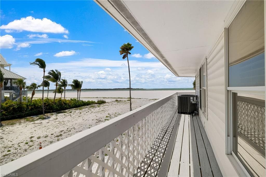 8246 Estero BLVD-47