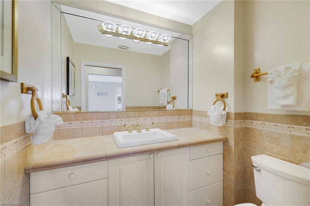 8246 Estero BLVD-31