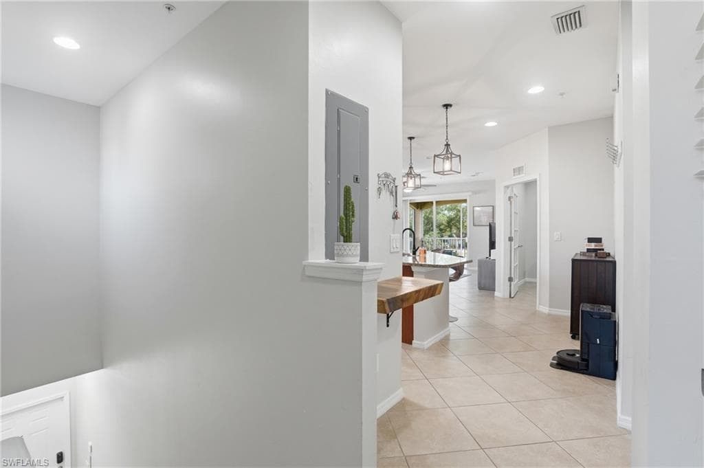 8515 Oakshade CIR 201-4