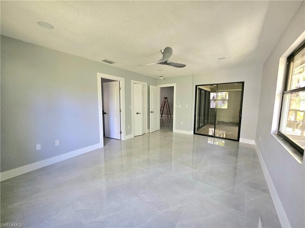 17758 park village BLVD-11