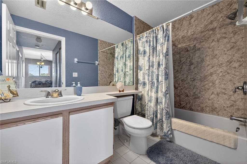 6361 Aragon WAY 202-18
