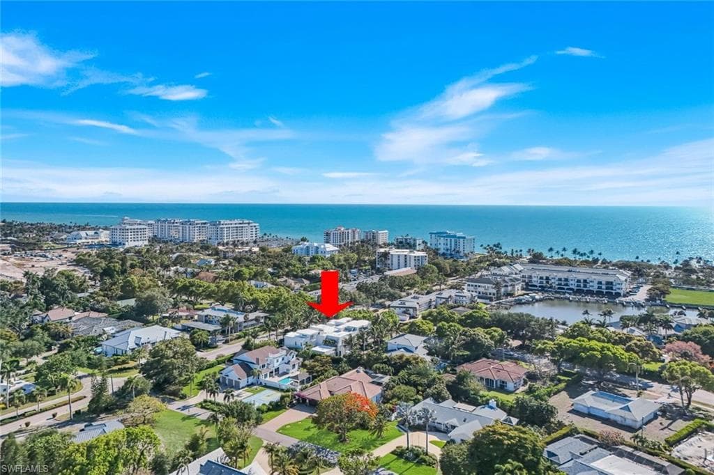 335 Banyan BLVD 4-13
