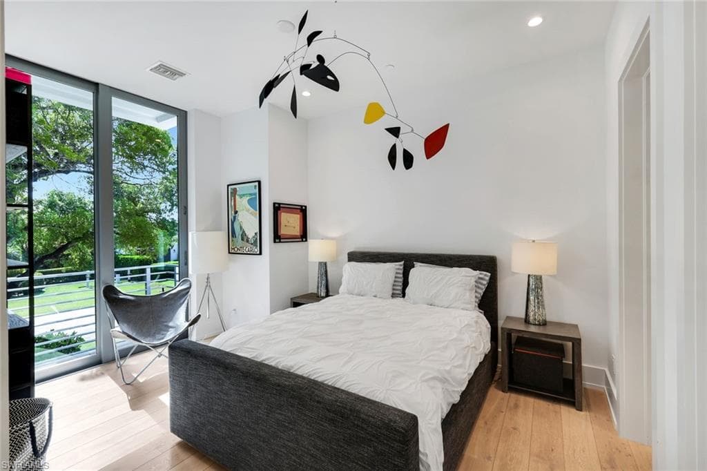 335 Banyan BLVD 4-34