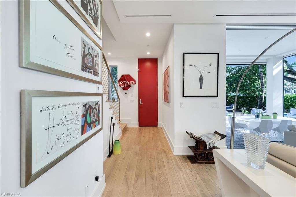 335 Banyan BLVD 4-14