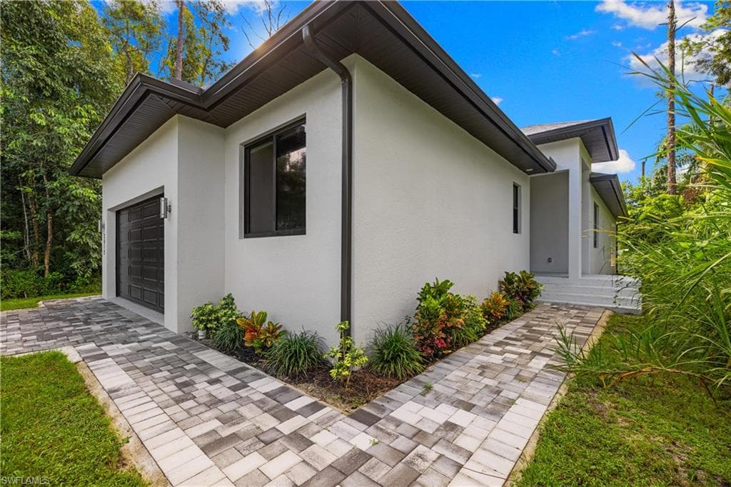 3012 Pine Tree DR-39
