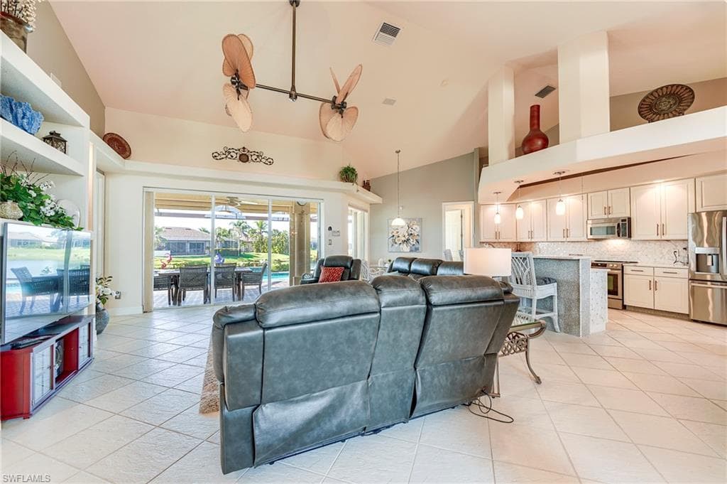 8555 Southwind Bay CIR-7
