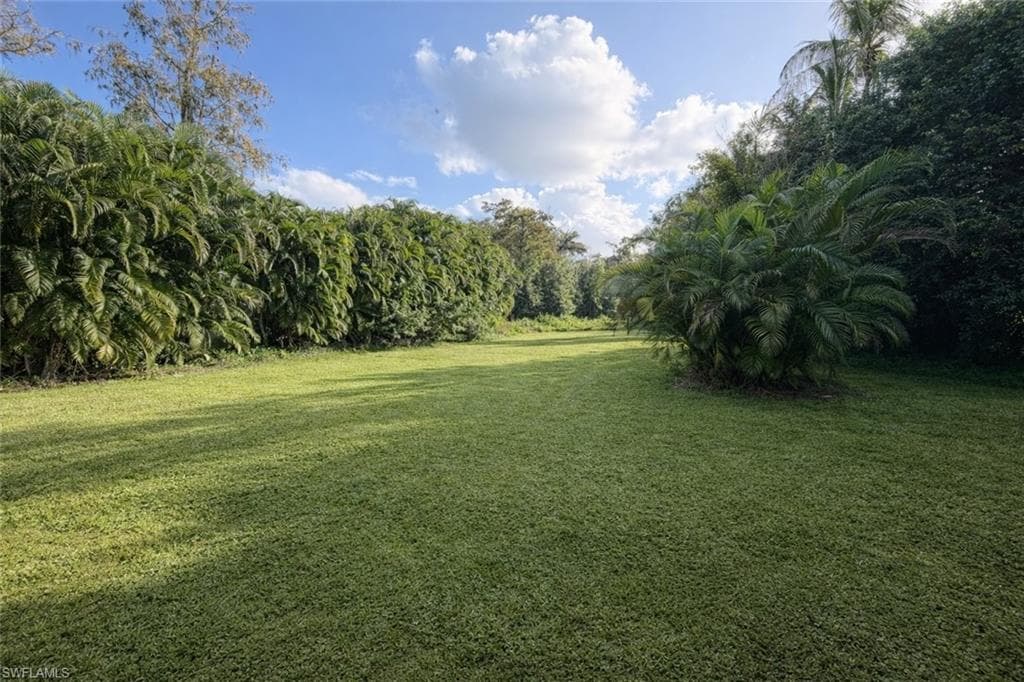 5202 Cypress LN-7