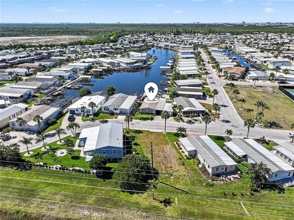 11111 Bayside LN-34