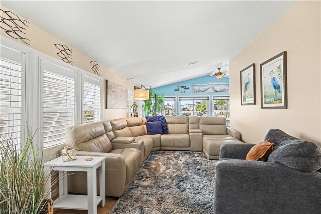 11111 Bayside LN-10