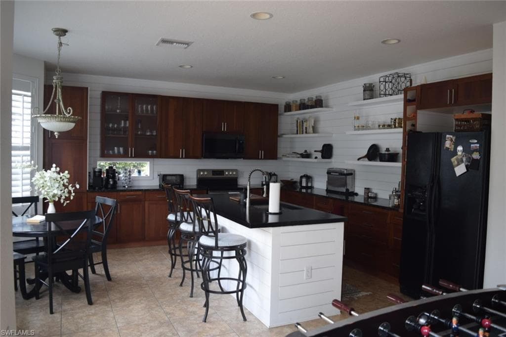 9923 Springlake CIR-2