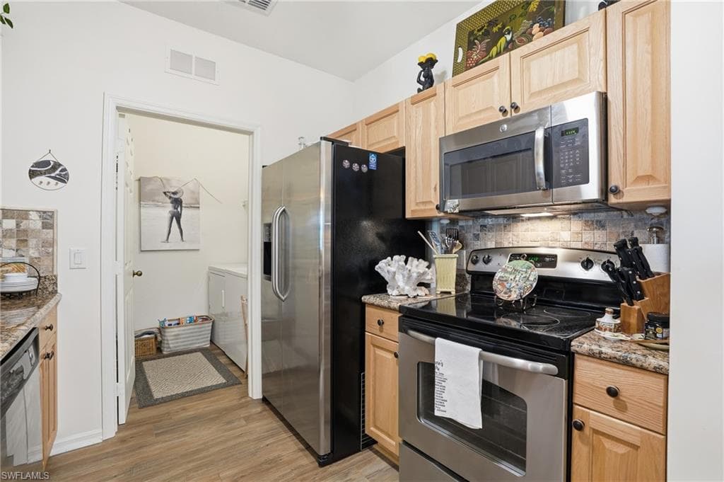 1794 Concordia Lake CIR 2607-17