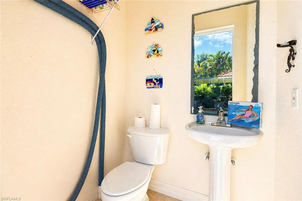 8723 S Lake CIR-23
