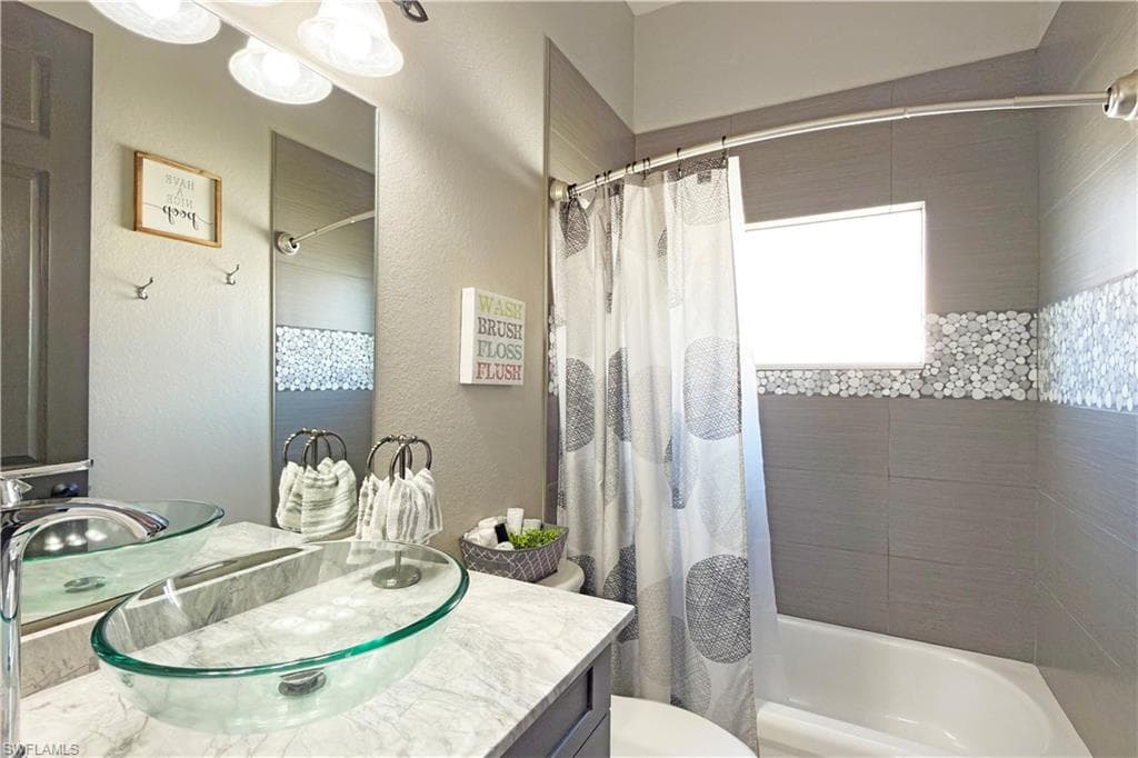8723 S Lake CIR-17