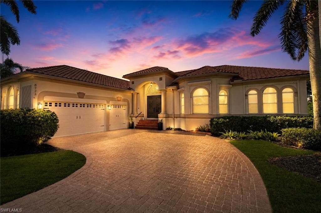 8723 S Lake CIR-1