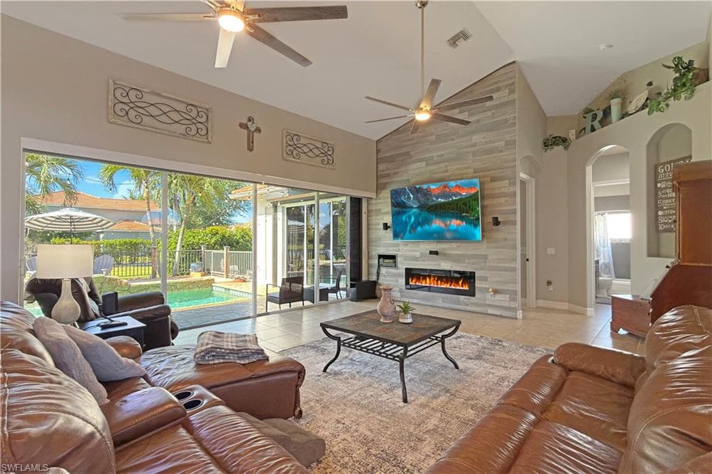 8723 S Lake CIR-18
