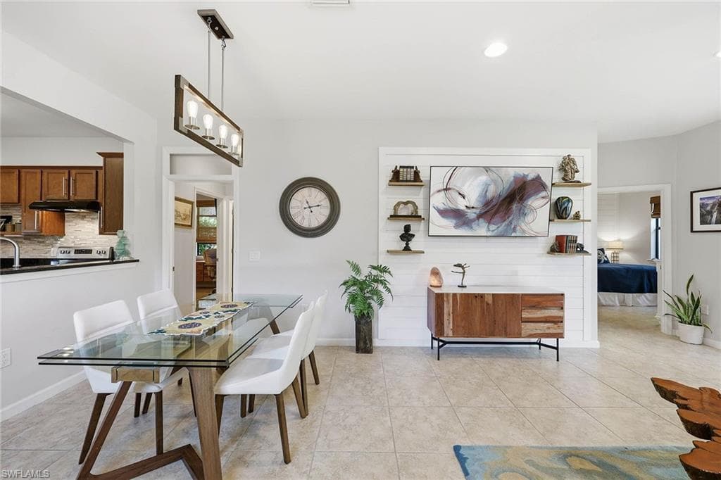 20236 Corkscrew Shores BLVD-14