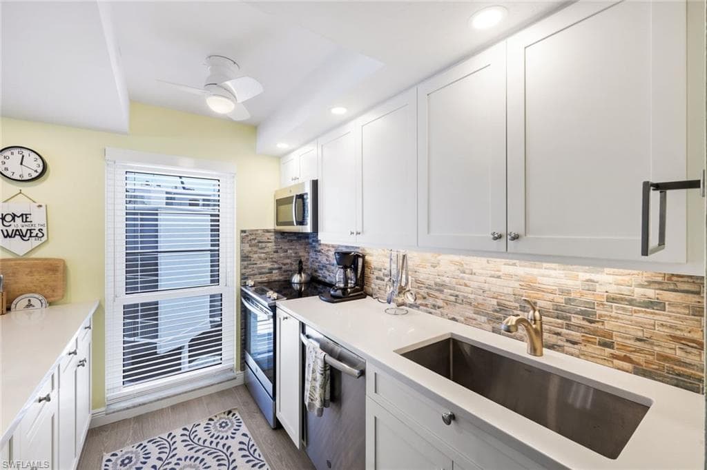 25840 Hickory BLVD B301-11