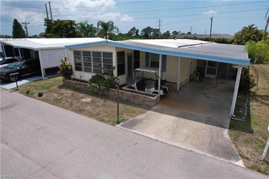 16037 Citron WAY-2