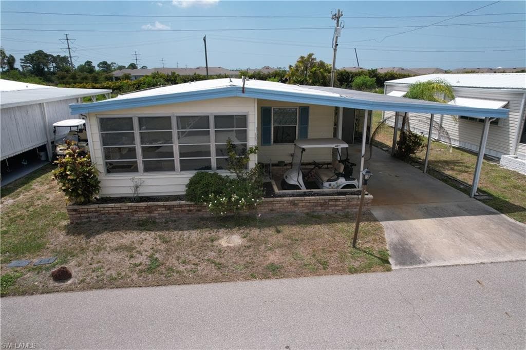 16037 Citron WAY-3