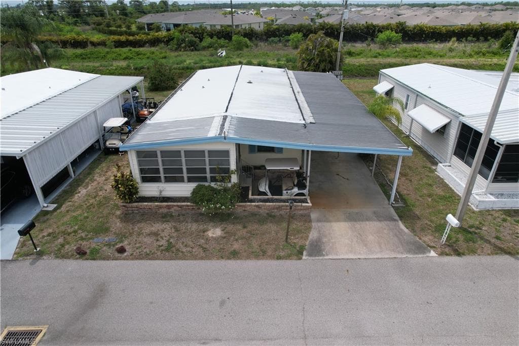 16037 Citron WAY-4