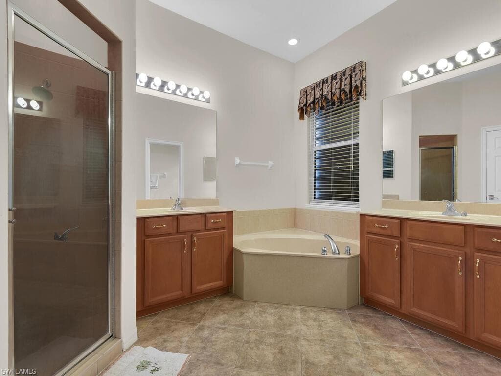 12871 Bay Timber CT-10