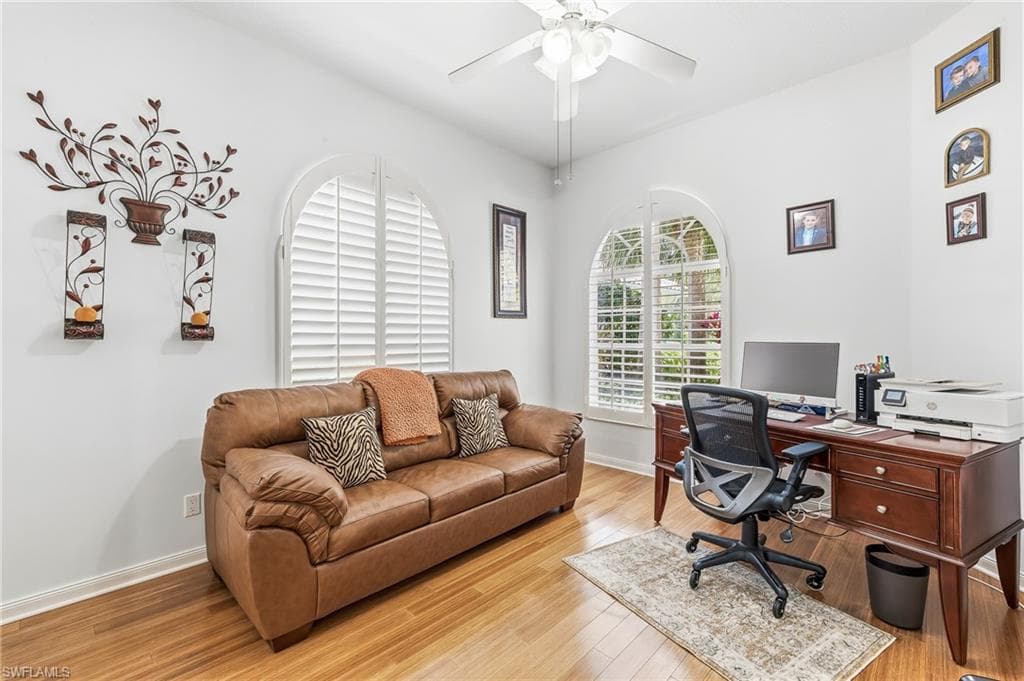 4605 Navassa LN-23