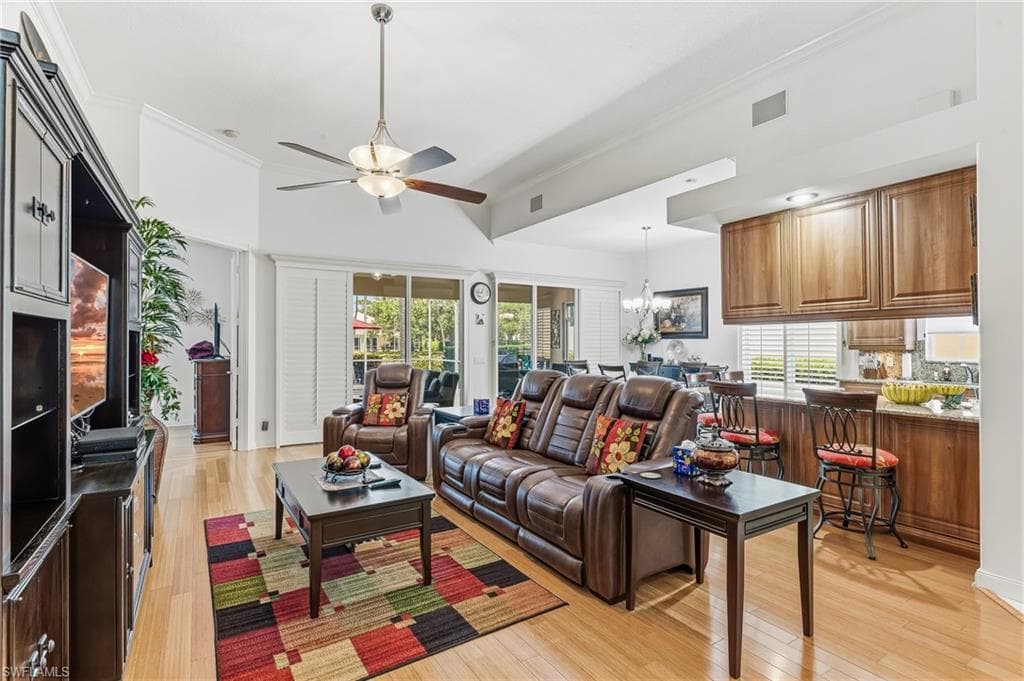 4605 Navassa LN-16