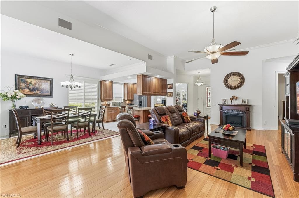 4605 Navassa LN-3