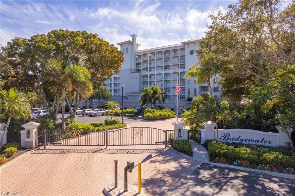 4975 Bonita Beach RD 304-27