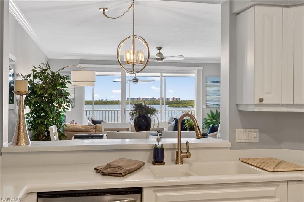 4975 Bonita Beach RD 304-2