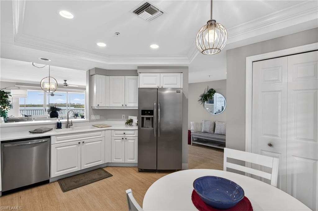 4975 Bonita Beach RD 304-16