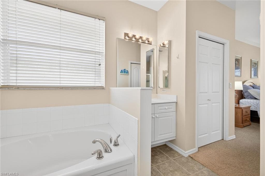 8912 Wellington Lakes CT-15