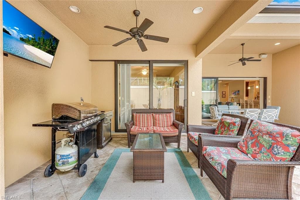 1221 Briarwood CT-16