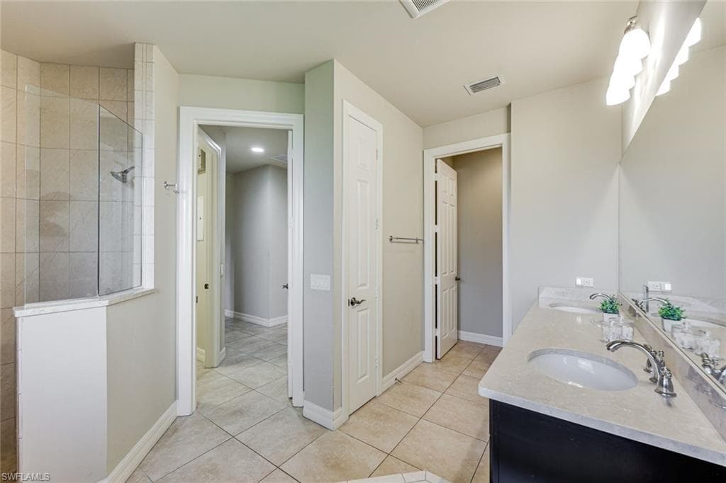 1221 Briarwood CT-11