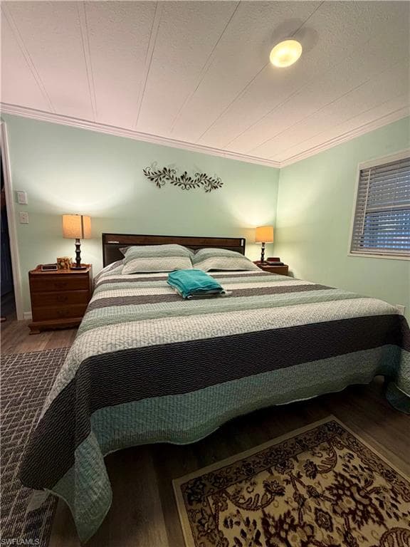 116 Coachlight DR-23