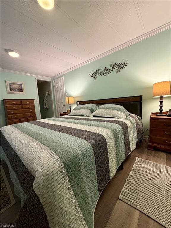 116 Coachlight DR-20