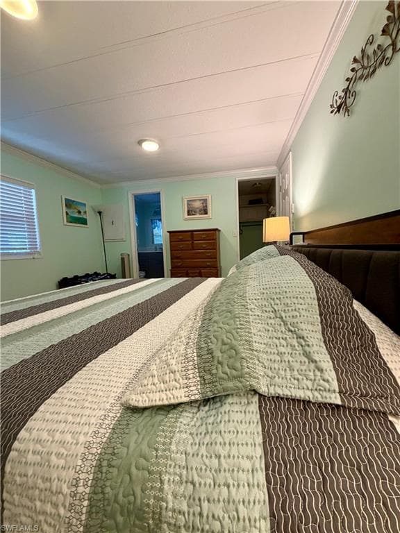 116 Coachlight DR-24