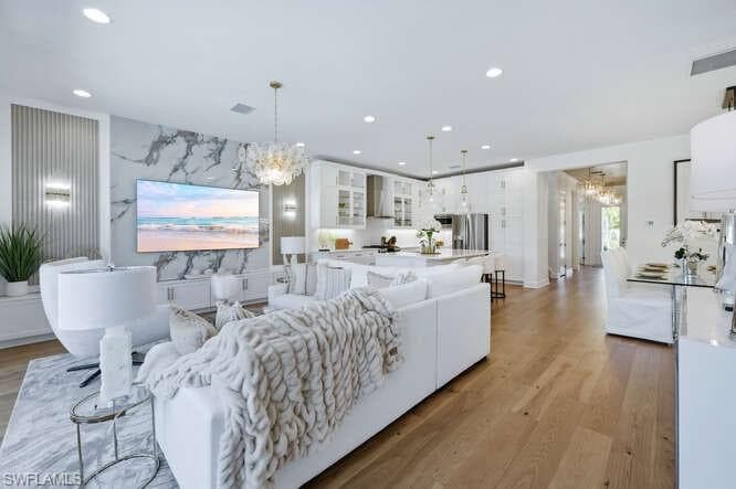 2872 Bloomfield WAY-8