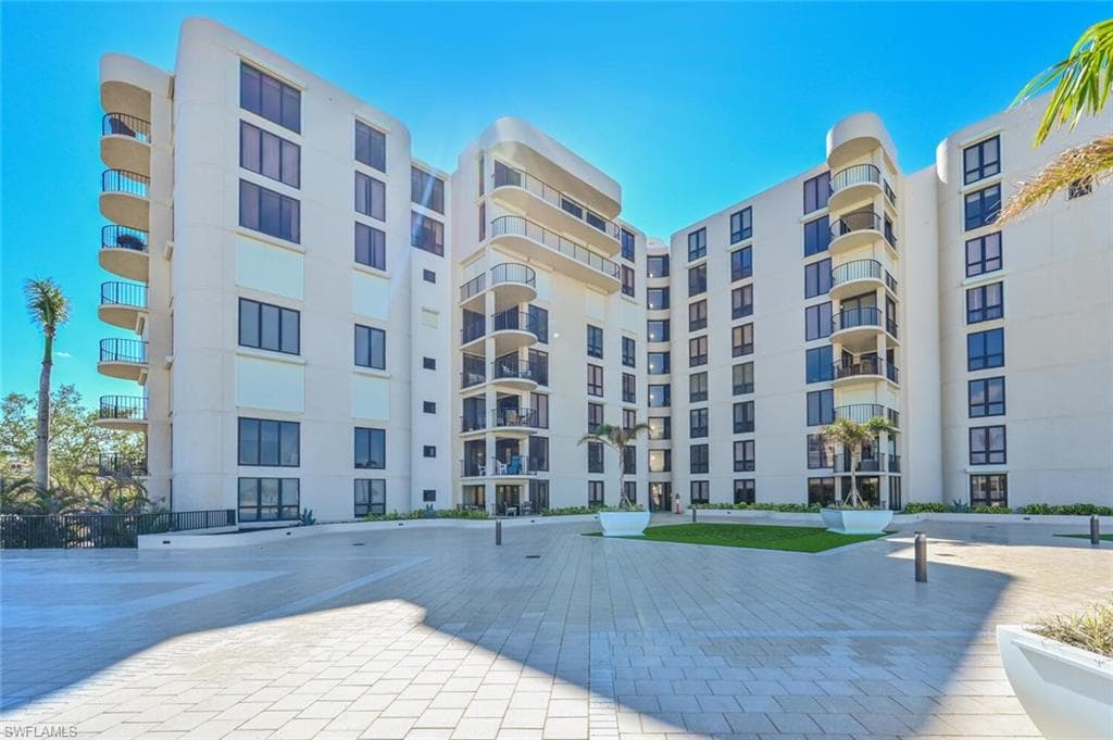 3115 Gulf Shore BLVD N 608S-1